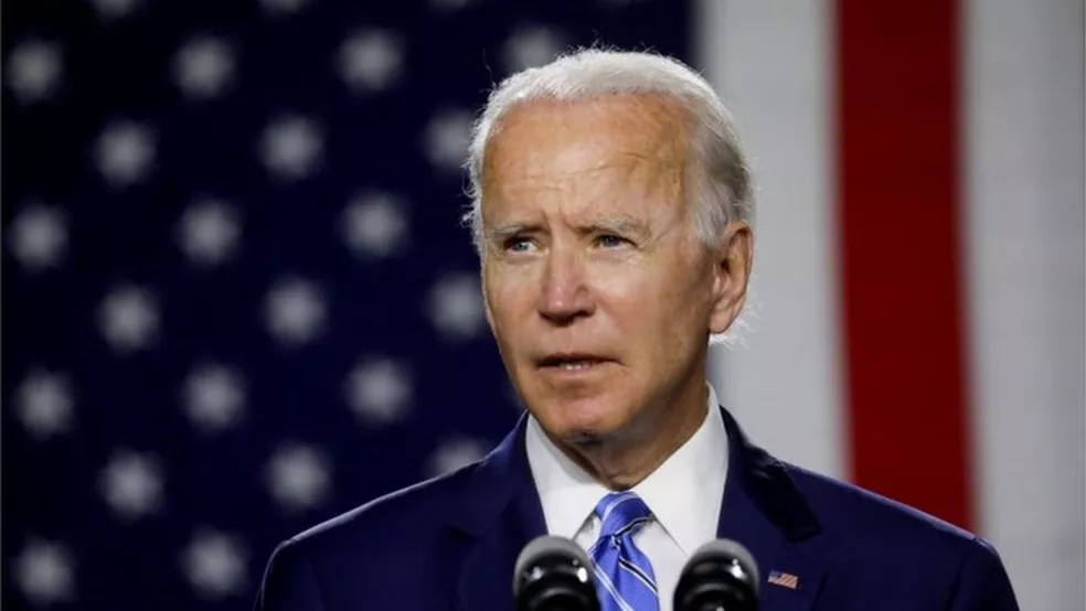 Biden anuncia que os EUA estão perto de declarar a independência do “vírus mortal”