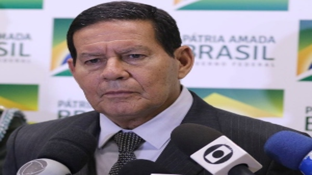 Brasil: Mourão diz que Bolsonaro se “equivocou” ao citar reunião do Conselho da República