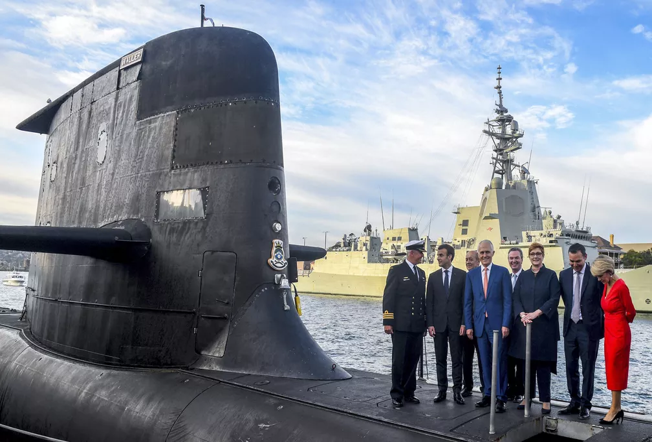 Por que França está zangada com acordos de submarinos nucleares negociados com EUA e Reino Unido