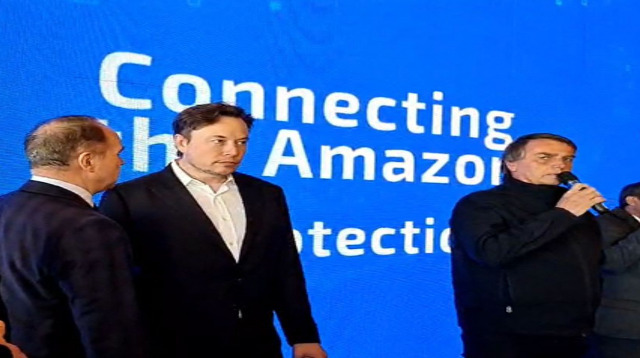 Bolsonaro se encontra com empresário Elon Musk em São Paulo