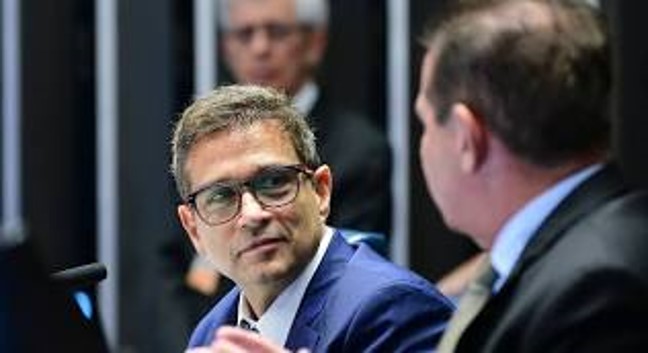 ESTADÃO: Rotativo do cartão de crédito deve deixar de existir.